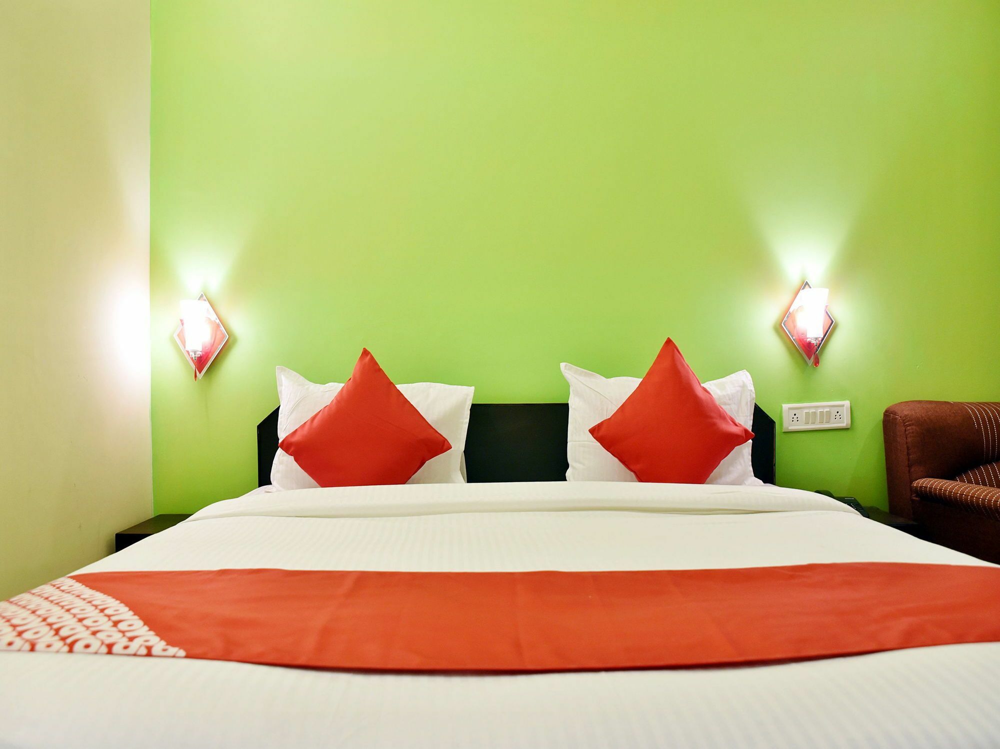 Oyo Hotel Malhotra ชัยปุระ ภายนอก รูปภาพ